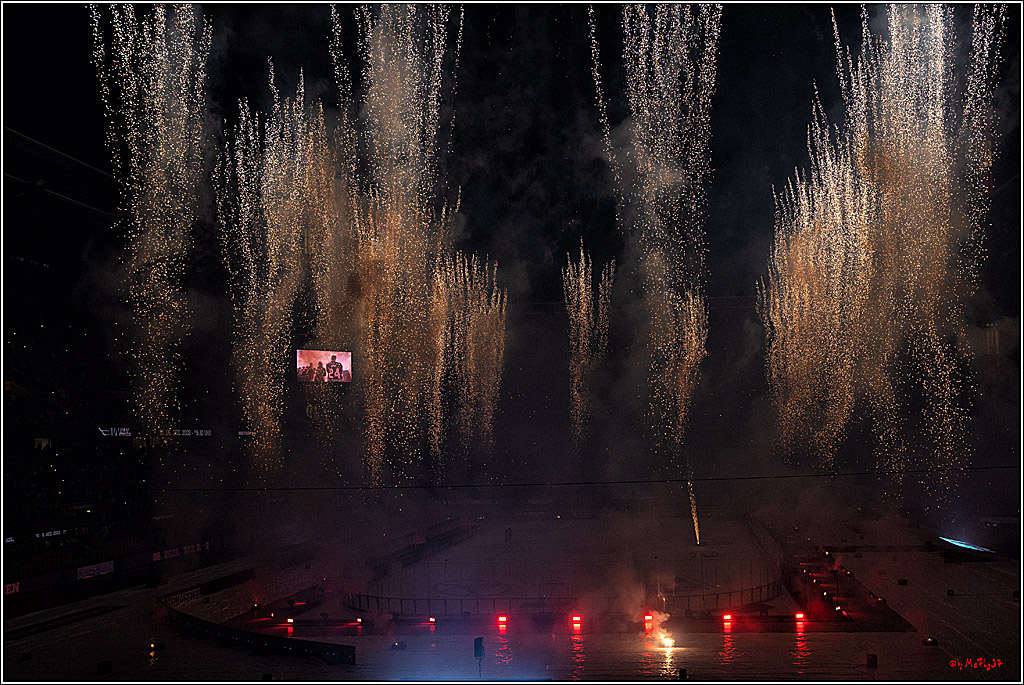 PENNY DEL WINTER GAME;  Kölner Haie - Adler Mannheim; Köln, 03.12.2022